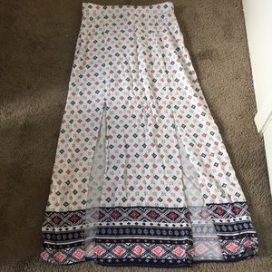 {Cotton On} White Patterned Maxi Skirt